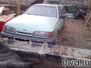 Битый автомобиль Ford Scorpio