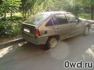 Битый автомобиль Opel Kadett